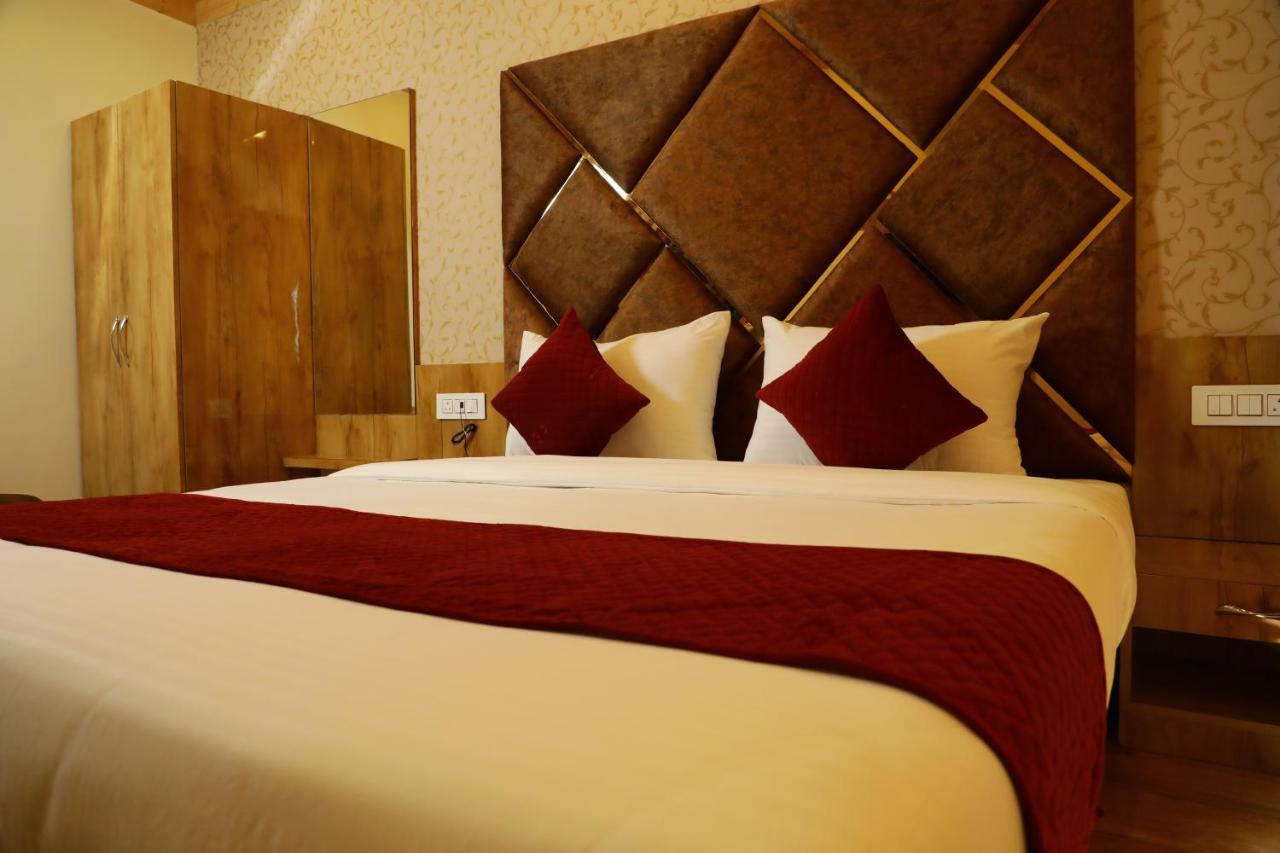 مبيت وإفطار شيملا Dee Ess Residency المظهر الخارجي الصورة